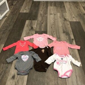Carters Bundle of Plain and Printed Onesies‎ 3 Months